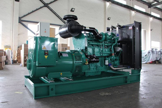 防城港320kw康明斯柴油发电车出租_COPY_COPY